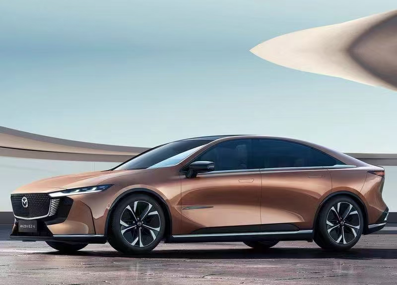 马自达 EZ-6 2024款 纯电600智雅版